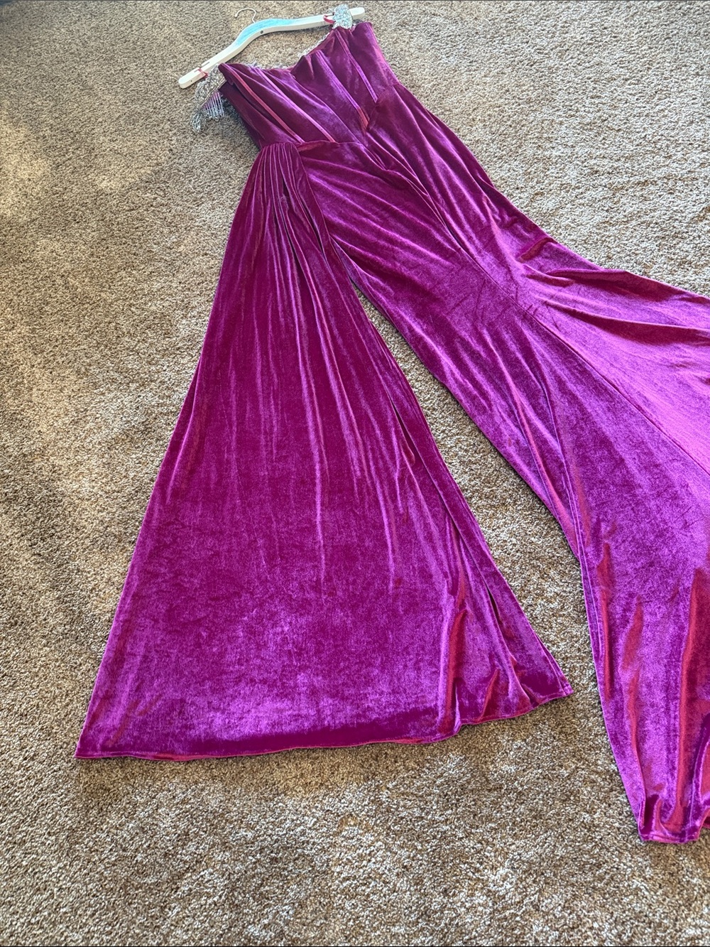 Portia and Scarlett Off-Shoulder Fuchsia Velvet Evening Gown with Beaded Fringe - Picture 12 of 13